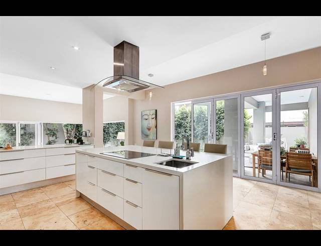 4 BEDROOM HOUSE FOR SALE IN SANDOWN